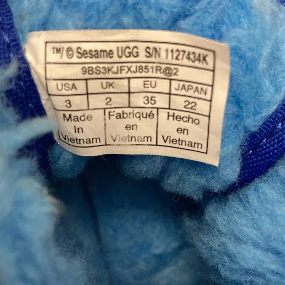 UGG COOKIE MONSTER SESAME STREET SHOES BOOTS ANKLE KIDS NO: 1127434K