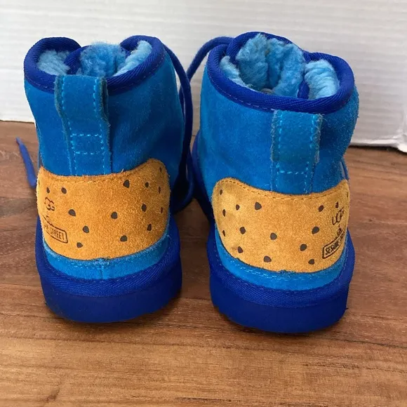 UGG COOKIE MONSTER SESAME STREET SHOES BOOTS ANKLE KIDS NO: 1127434K