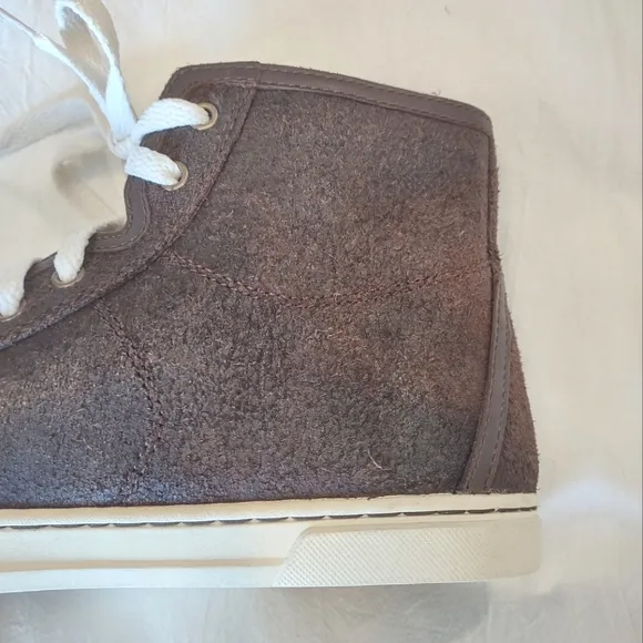 UGG Crystal High Top Sneakers, Brown Suede, Size 8 US - EU 39, NWOB