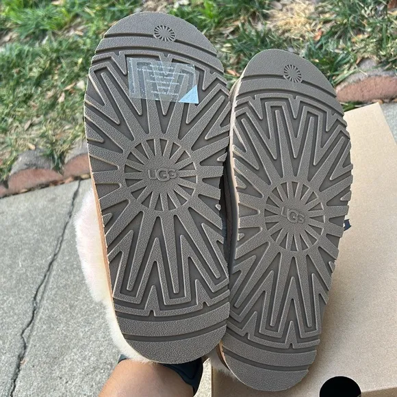 UGG Disquette Womens Slippers Chestnut Size 8 &amp; 9 Nwt