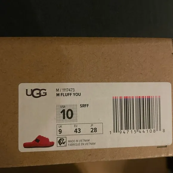 Ugg Fluff You Slippers in RED. Size 10 men. Slide on open toe