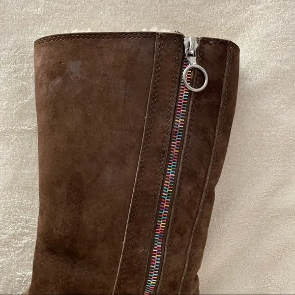 UGG Hayden Rainbow zipper Boots