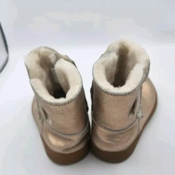 UGG Keelan Metallic Glitter Rose Gold Boots Little Girls Size 11 Sheeps Skin