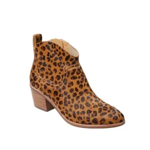 UGG Kingsburg Leopard Calf Hair Western Boots, Size 9.5 M