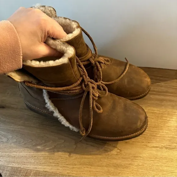 UGG Luisa Leather Brown Boots Sheepskin Lined &amp; Detailed Size 11 Women’s