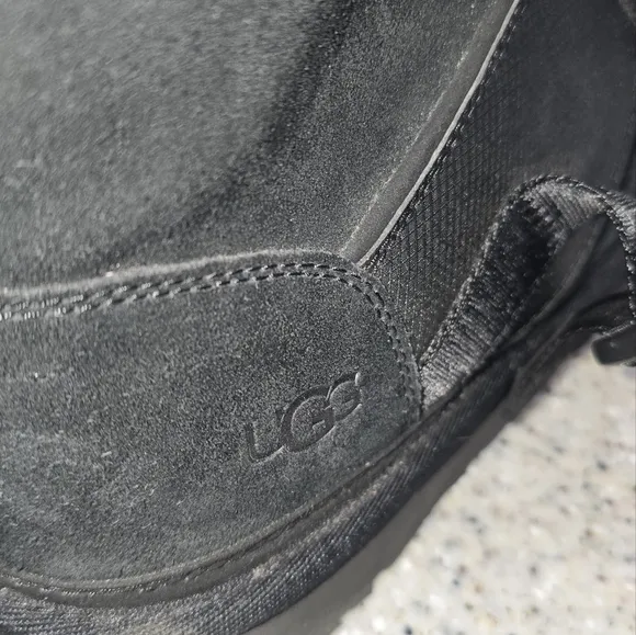 UGG M Neumel SnapBack Boots Ankle Chukka Shoes Black Suede Men’s Size 15