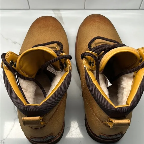 UGG Men's Tan Leather Boots
