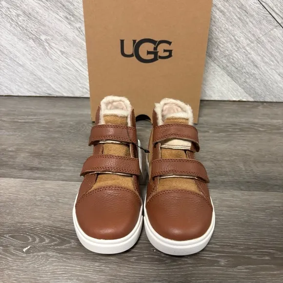 UGG | Rennon II High Top Bootie Sneakers In Chestnut NEW