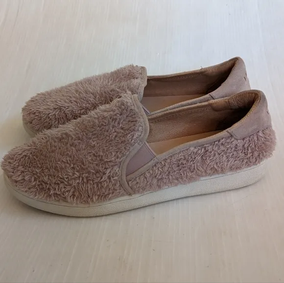 UGG Ricci Dusk Pink Faux Fur slip-on platform sneakers