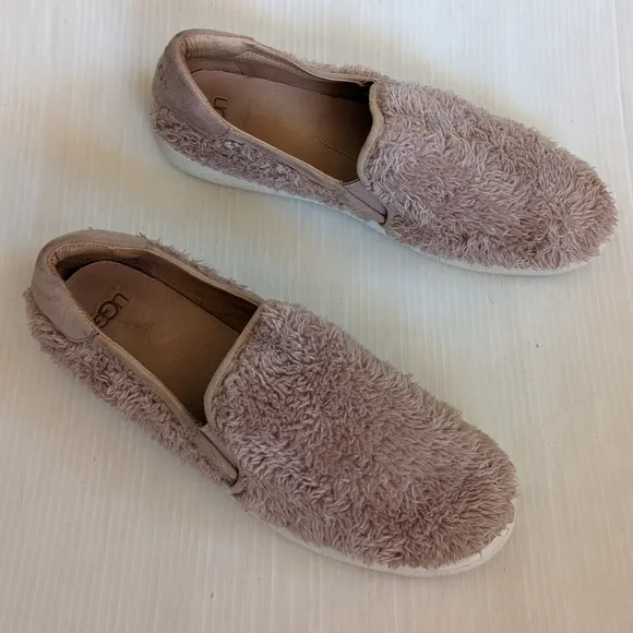 UGG Ricci Dusk Pink Faux Fur slip-on platform sneakers