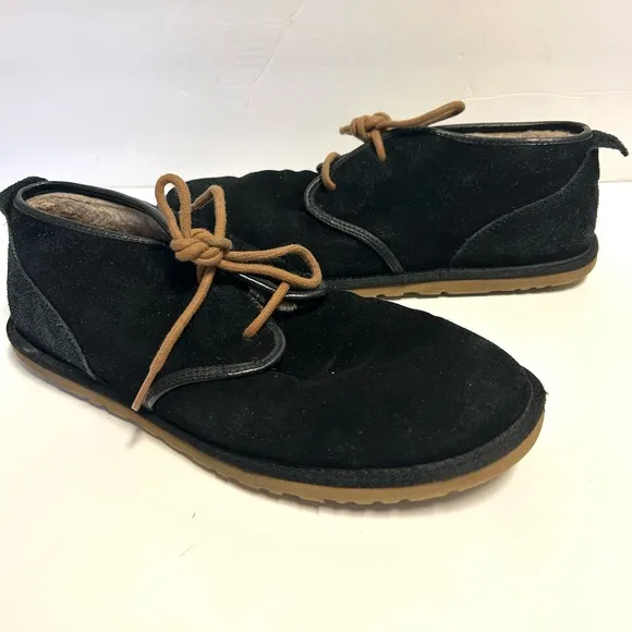 UGG Shoes Men’s Sz 10 Maksim Chukka Black Suede Sheepskin Lace Up Boots Casual