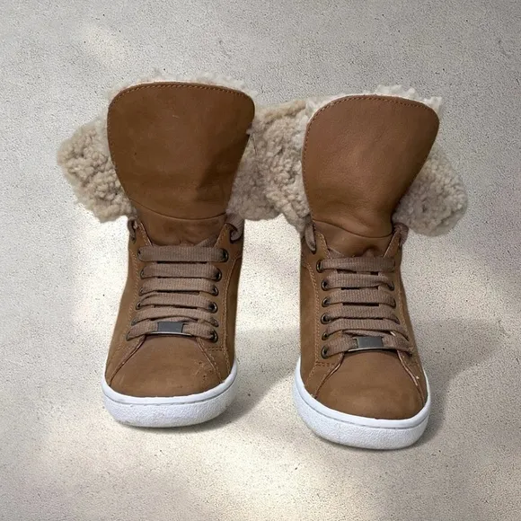 UGG Starlyn Sherling High Top Sneakers Chestnut Brown Leather Ankle Bootie