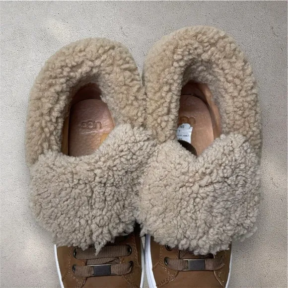 UGG Starlyn Sherling High Top Sneakers Chestnut Brown Leather Ankle Bootie