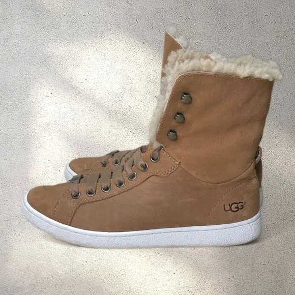 UGG Starlyn Sherling High Top Sneakers Chestnut Brown Leather Ankle Bootie