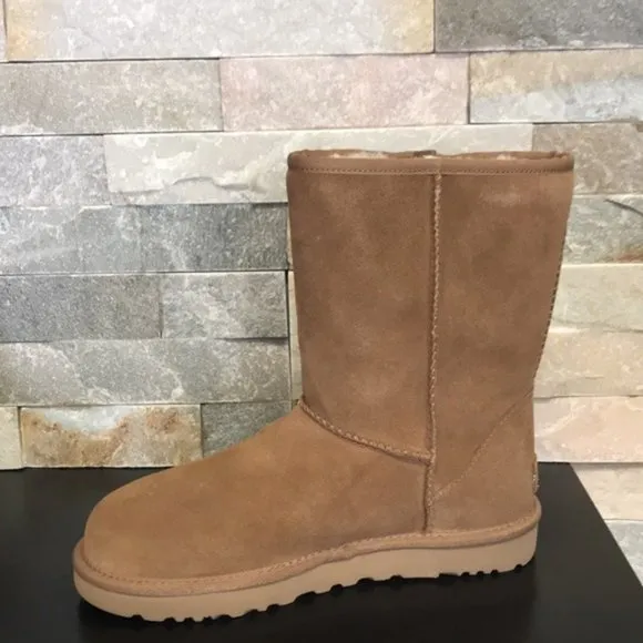 UGG Tan zippered Boots, NWT in original box.