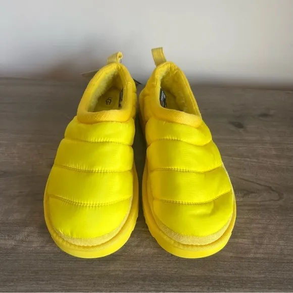 Ugg Tasman LTA Canary Yellow Puff Slippers Women’s Size 10  SKU#24220