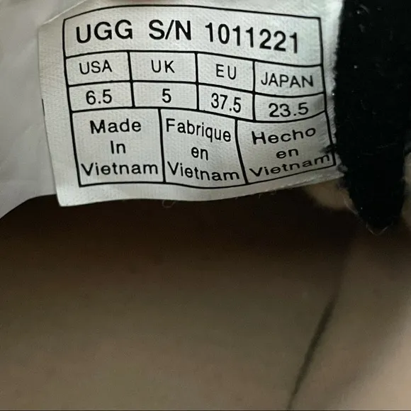 UGG Taylah Black Woven Suede High Top Sneakers Size 6.5
