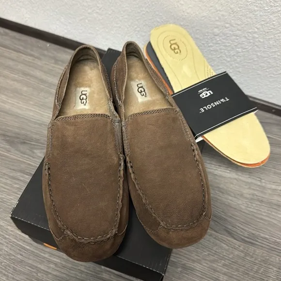 UGG Upshaw Mole Shoes - Men's