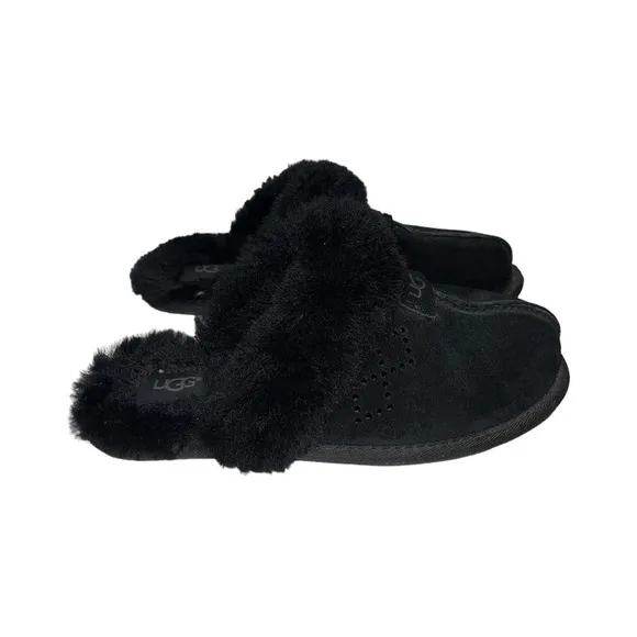 Ugg Woman Shoes Slippers Size 7