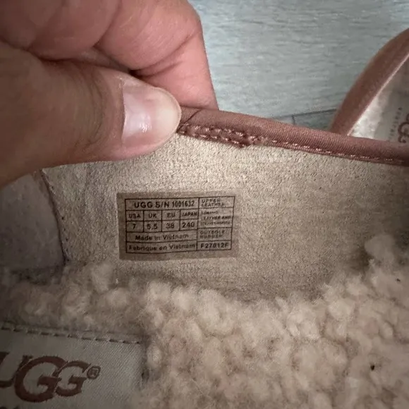 UGG Women's Alloway Shoes Chestnut Slippers Rubber Outsole Size 7