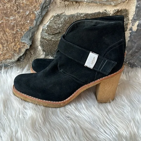 Ugg Women's Leather Brienne (3212) Boot in Black Ankle Boots Size 9 US