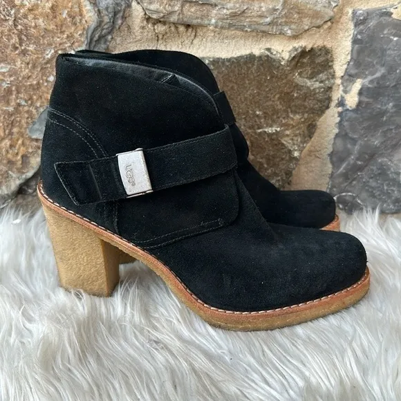 Ugg Women's Leather Brienne (3212) Boot in Black Ankle Boots Size 9 US