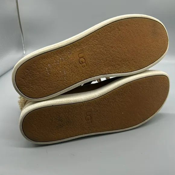 UGG - Zip up High Top Sneakers