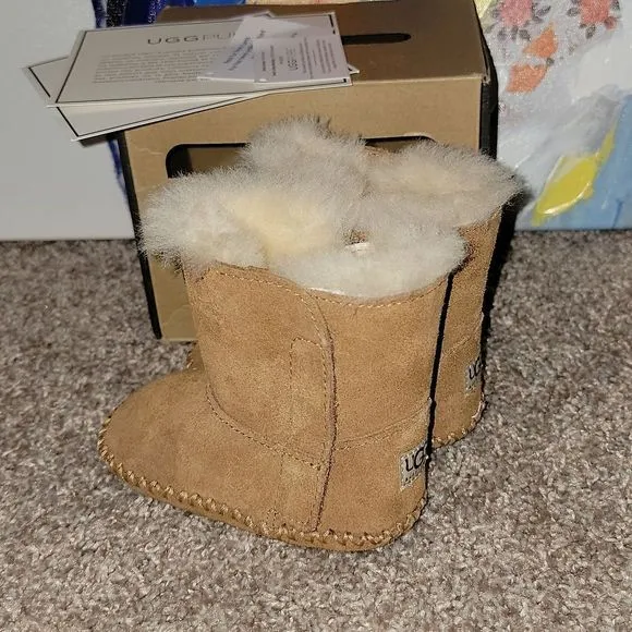Ugg Australia Caden Infant Chestnut Snow Boots Size 2/3 6-12 months