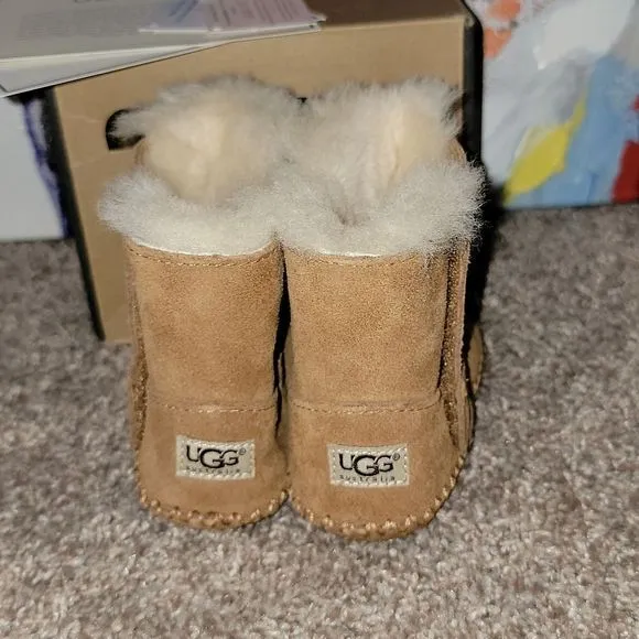 Ugg Australia Caden Infant Chestnut Snow Boots Size 2/3 6-12 months