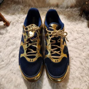 Under Armour Mens Spine Venom Athletic Shoes Gold &amp; Navy Size 11USA 10UK 45 EUR