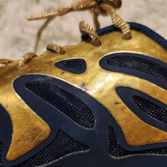 Under Armour Mens Spine Venom Athletic Shoes Gold &amp; Navy Size 11USA 10UK 45 EUR