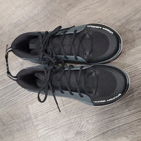 Under Armour W Jet High Top Sneakers