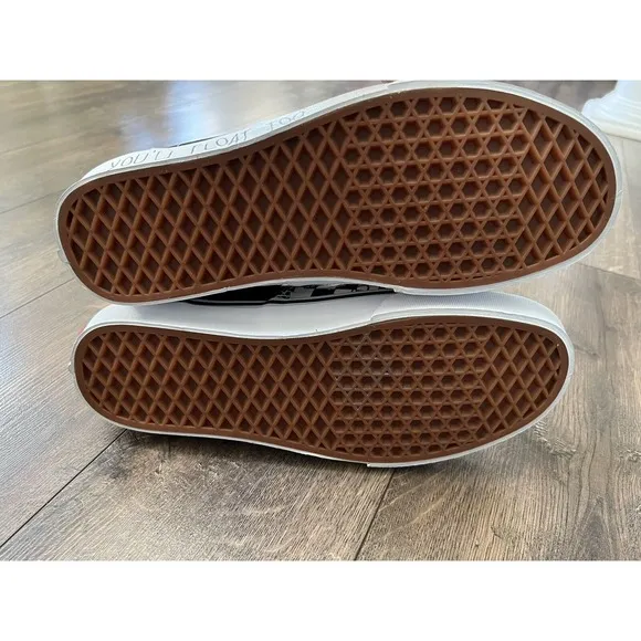 VANS Checkered Shoes House Of Terror IT Pennywise Mens 8.5, Women 10.5