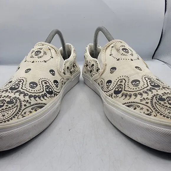 Vans Classic Slip On Skull Bandanna Mens 9 White Low Top Canvas Sneaker