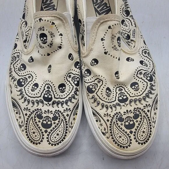 Vans Classic Slip On Skull Bandanna Mens 9 White Low Top Canvas Sneaker
