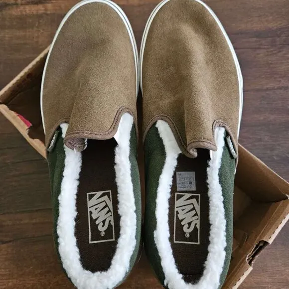 VANS Classic Slip-On Suede &amp; Sherpa Kangaroo  men size 10.5