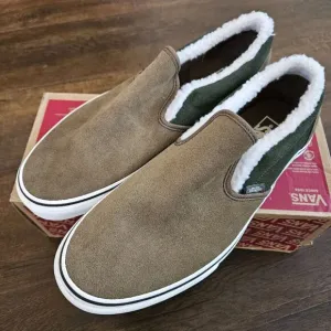 VANS Classic Slip-On Suede &amp; Sherpa Kangaroo  men size 10.5