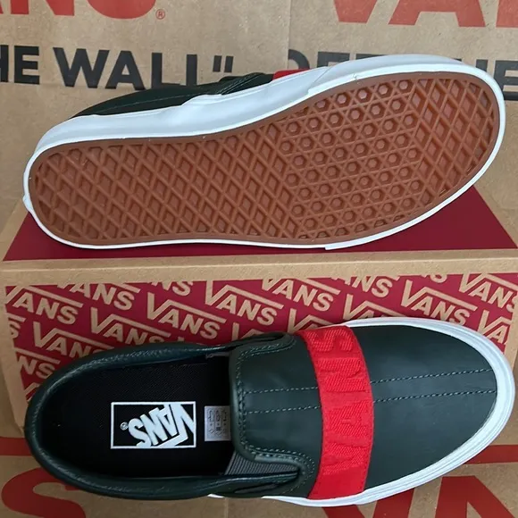 Vans Classic Slip-On W Leather &amp; Webbing Scarabred WMNS