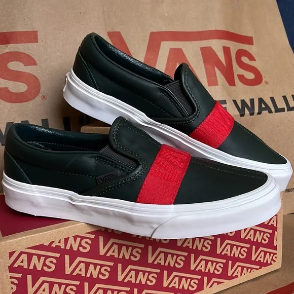 Vans Classic Slip-On W Leather &amp; Webbing Scarabred WMNS