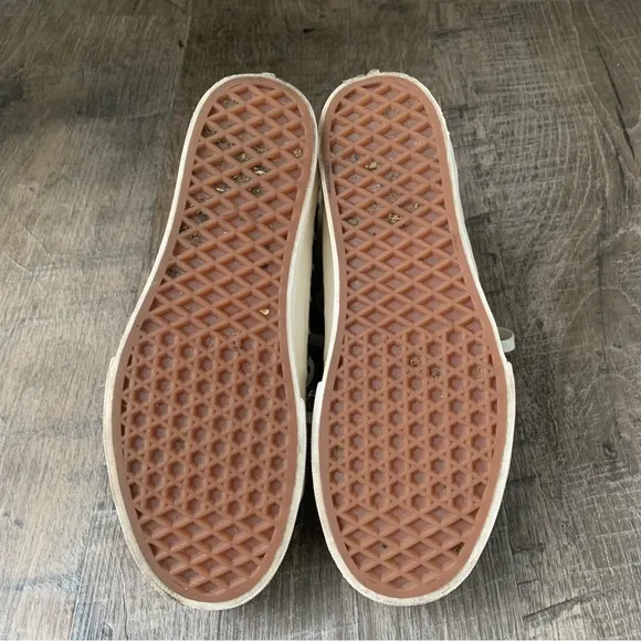Vans Embroidered Sk8-Hi Tapered Stackform Sneakers