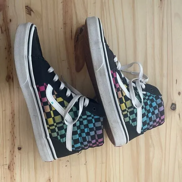 Vans Filmore High Top Rainbow Check Sneakers Girls 6/Womens 8