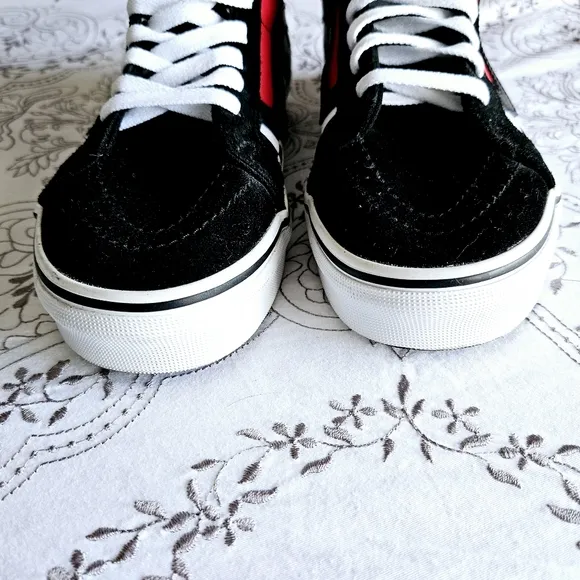 Vans High-Top Sneakers in Red and Black