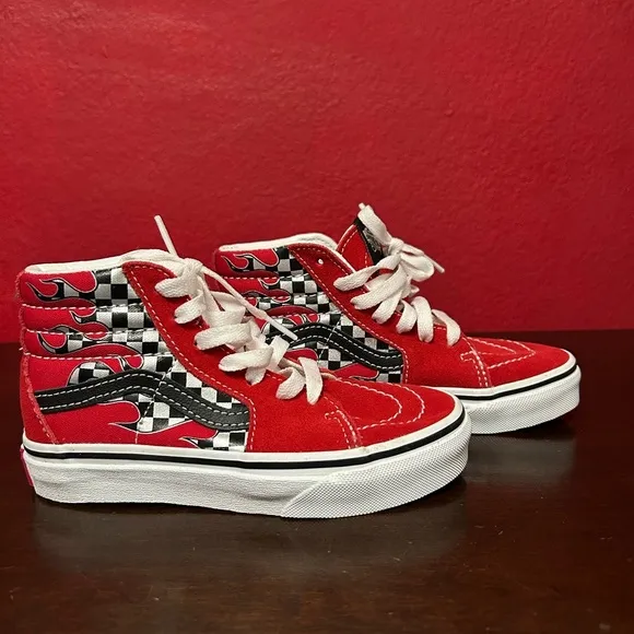 Vans kids Red and white High-Top sk8-hi Sneakers with Flame Design size 12.5 NTW