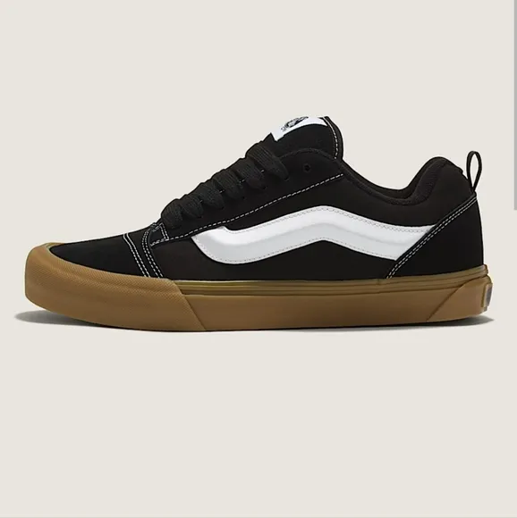 Vans Knu Skool Shoes Black/White/Gum Soles