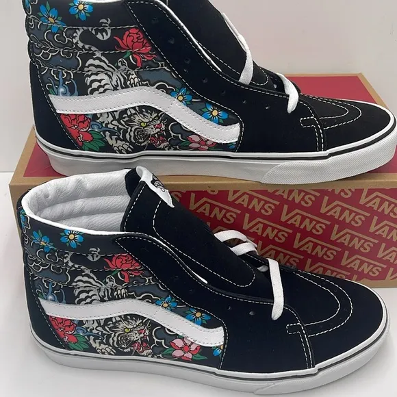 Vans Men’s High-Top Sneakers Sk8-HiTiger Floral Multi/True WhiteVN000BW76GL…