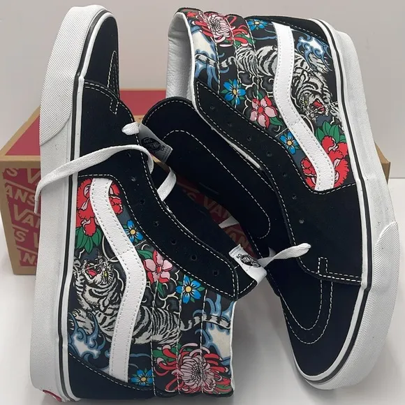 Vans Men’s High-Top Sneakers Sk8-HiTiger Floral Multi/True WhiteVN000BW76GL…