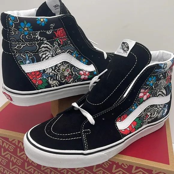 Vans Men’s High-Top Sneakers Sk8-HiTiger Floral Multi/True WhiteVN000BW76GL…