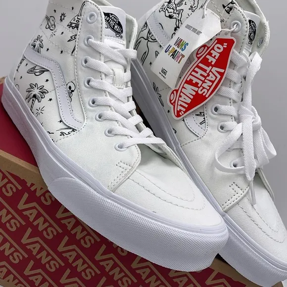 Vans Mens High-Top Sneakers with Black Print Sk8-Hi TaperedUnidentified U-Paint