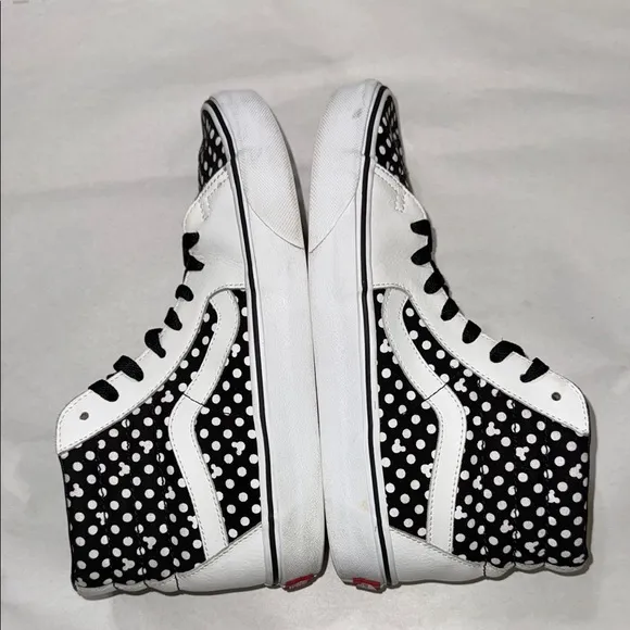 VANS Off The Wall DISNEY X Custom 2018 Mickey Silhouette Polkadots unisex