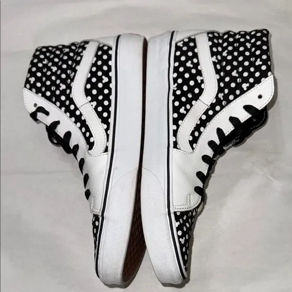 VANS Off The Wall DISNEY X Custom 2018 Mickey Silhouette Polkadots unisex